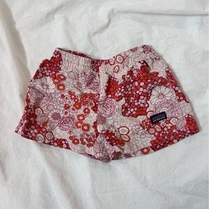 Patagonia floral shots size 6 months - can fit bigger